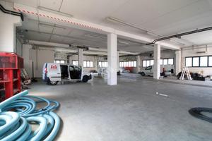 CAPANNONE A CERNUSCO SUL NAVIGLIO