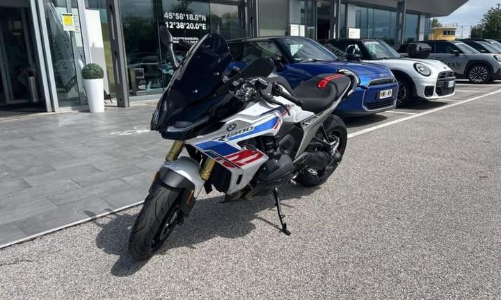 BMW Motorrad R 1300 R R 1300 RS