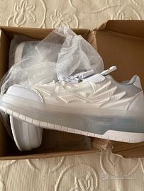 Scarpe che si illuminano