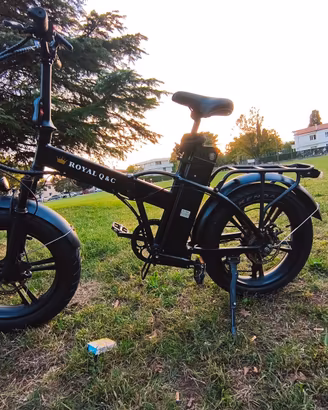 Bicicletta Elettrica Fat Bike Royal 