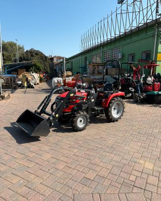 trattore nuovo marca VST modello 930