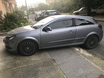 Ricambi opel astra h gtc 1.9 16V