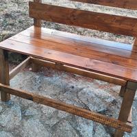 Panchine realizzate a mano