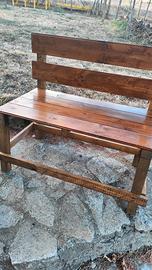 Panchine realizzate a mano