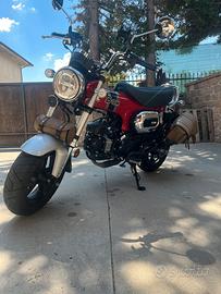 Honda dax 125