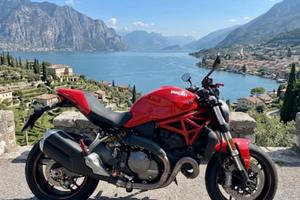 ducati monster 821
