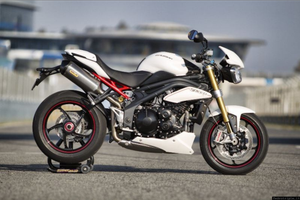 Triumph Speed triple R ABS my2012