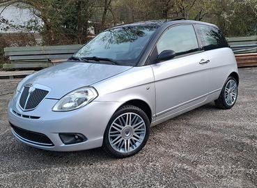 Lancia ypsilon 1.3 multijet