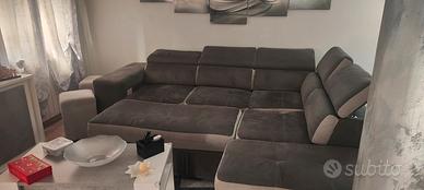 divano letto angolare grigio