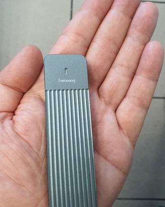 MINI HD portatile 4Tb SSD M.2