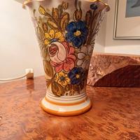 Vaso in ceramica artistica con disegno floreale