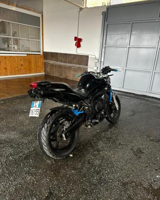 yamaha fz6