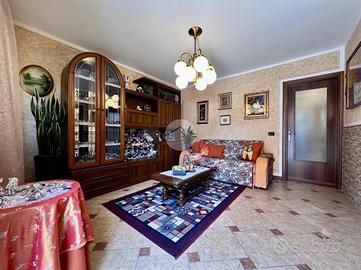 CASA SEMINDIPENDENTE A CAMPOLONGO MAGGIORE