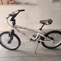 bici BMX SCORPION 20