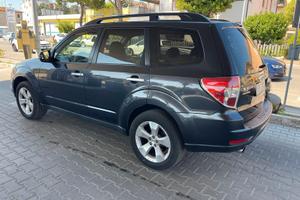 Subaru Forester 2.0D XS Exclusive (15 ANNIVERSARY)
