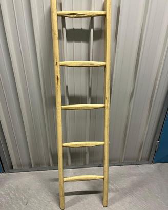 SCALETTE IN LEGNO PORTA ASCIUGAMANI