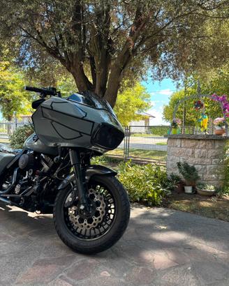 HARLEY DAVINSON ROAD GLIDE