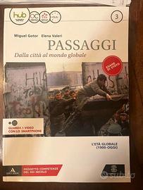 Libro Liceo "Passaggi dalla città al mondo globale