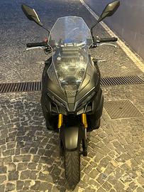 Moto scooter Brera 300