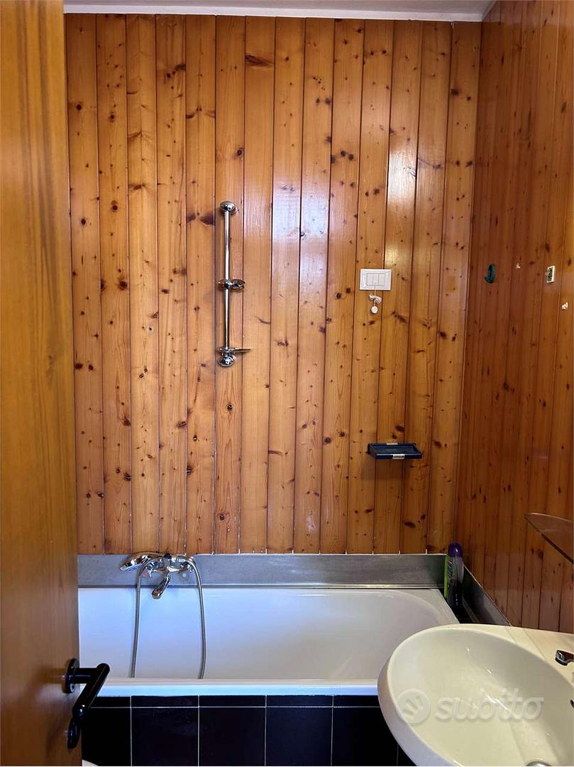 Appartamento arredato con terrazzo - Vista 6