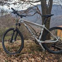 Mtb scott scale taglia M

