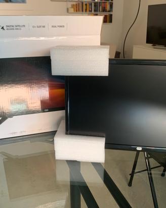 Televisore 19” alimentazione 12v o 120/240v