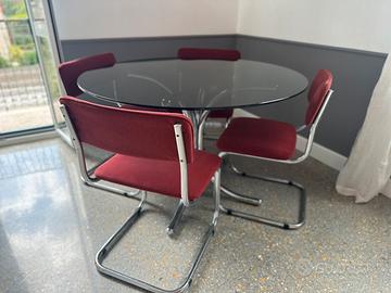 Tavolo priginale anni 70 con 4 sedie coordinate