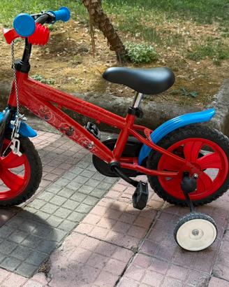 Bicicletta di spiderman