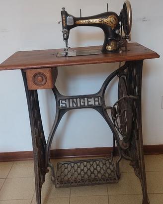 Macchina da cucire Singer 1926 a pedale completa