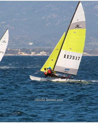 Hobie Cat 16 con gennaker