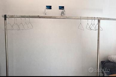 2 stand appendiabiti in ferro