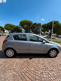 Opel Corsa 4ª serie 1.2 5 porte Club Neopatentati