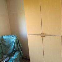 armadio 4 sportelli con tubi appendiabiti a Forlì 