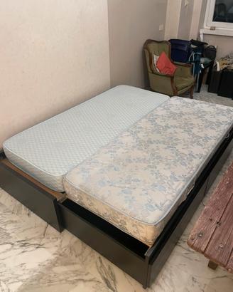 Letto doppio con materassi