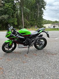 Kawasaki ninja 125 2021
