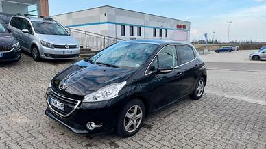 Peugeot 208 1.4 B/GPL 2015 NEOP.