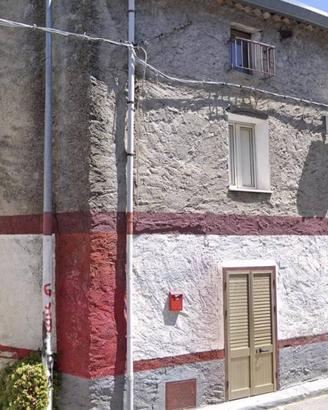 Immobile in asta di 287 m² con 5 locali e box auto