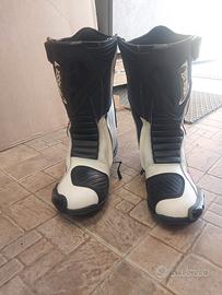 stivali moto