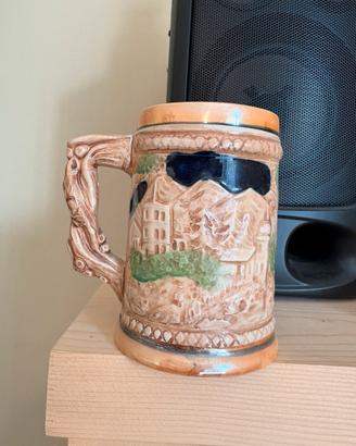 BOCCALE DI BIRRA  in ceramica a rilievo