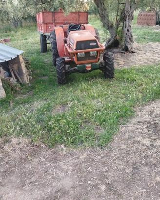 Trattore 45CV con carrello Ribaltabile