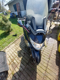 Scooter kymko usato