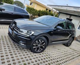 Volkswagen Tiguan 2.0 TDI SCR DSG Business BlueMot