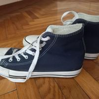 Scarpe sportive n. 40