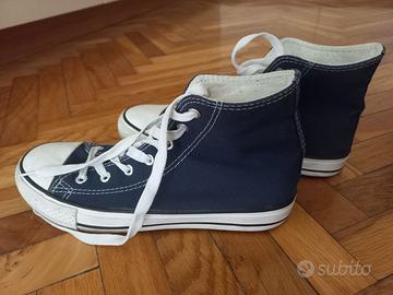 Scarpe sportive n. 40