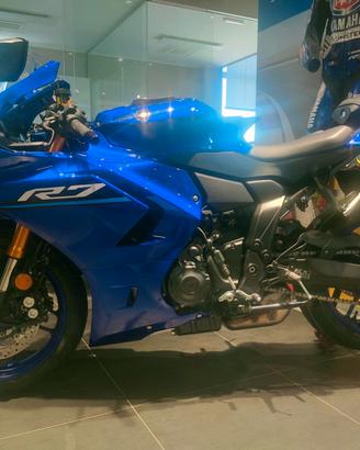 Yamaha YZF R7 ABS