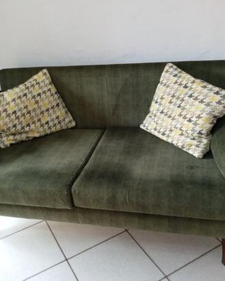 DIVANO all'occorrenza anche divano-letto
