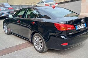 LEXUS IS220d