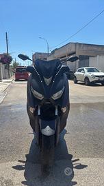 X max 125 2019