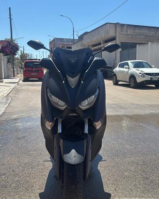 X max 125 2019