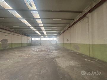 CAPANNONE A RONCO BRIANTINO